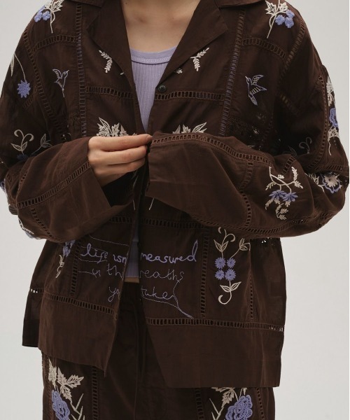 TODAYFUL（トゥデイフル）の「TODAYFUL　Embroidery Patchwork Shirts エンブロイダリーパッチワークシャツ/12610428（シャツ/ブラウス・レディース・キナリ/バーガンディー・ONE SIZE）」の20枚目の写真