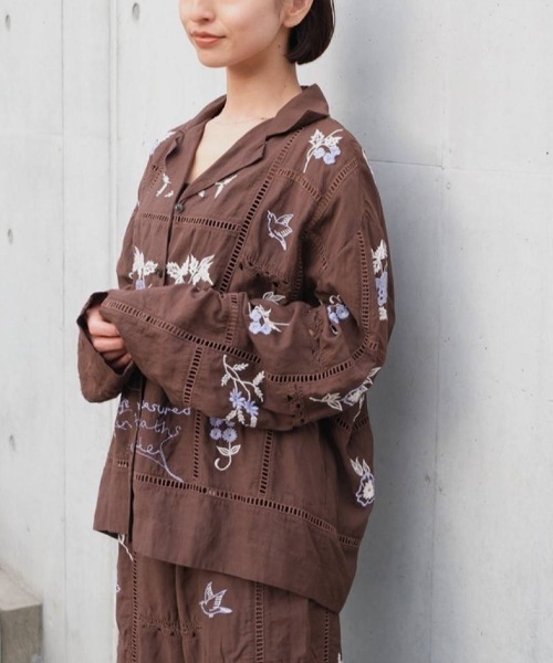 TODAYFUL（トゥデイフル）の「TODAYFUL　Embroidery Patchwork Shirts エンブロイダリーパッチワークシャツ/12610428（シャツ/ブラウス・レディース・キナリ/バーガンディー・ONE SIZE）」の9枚目の写真