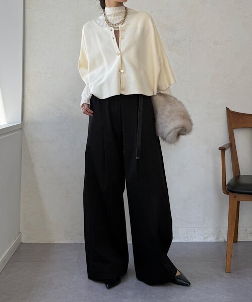 DouDou（ドゥドゥ）の「【WEB限定】ケープアンサンブルニット（ニット/セーター・レディース・チャコールグレー/ブルー/オフホワイト/ブラック・FREE）」の7枚目の写真