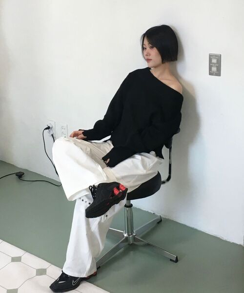 ROCKCAKE(ロックケーキ)の「Pocket Studded Pants - White(その他パンツ・レディース・その他・MEDIUM/SMALL)」の6枚目の写真