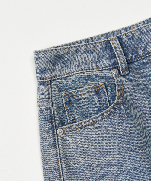 TOFFEE(トフィー)の「ウォッシュドバルーンデニムパンツ (ライトブルー)(デニムパンツ・メンズ・ライトブルー・SMALL/MEDIUM/LARGE/X-LARGE)」の5枚目の写真