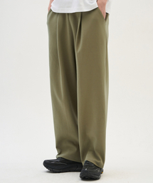 XERO（ゼロ）の「Deep One Tuck Sweat Pants [Olive]（スウェットパンツ）」