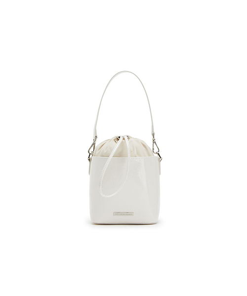 LAP(ラップ)の「RISE BUCKET BAG AR7AB204(メッセンジャーバッグ・レディース・ブラック/グレー/アイボリー・FREE)」の2枚目の写真