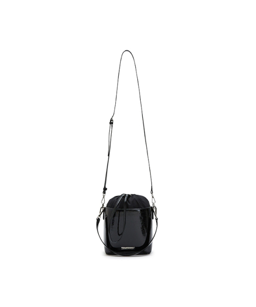 LAP(ラップ)の「RISE BUCKET BAG AR7AB204(メッセンジャーバッグ・レディース・ブラック/グレー/アイボリー・FREE)」の9枚目の写真