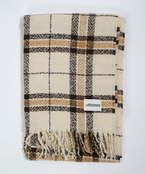 shopnikoniko(ショップニコニコ)の「チェック柄 ワッペン付き フリンジマフラー(マフラー・レディース・ブラック/ワイン/ネイビー/ベージュ/ブラウン/ピンク・フリー)」の21枚目の写真