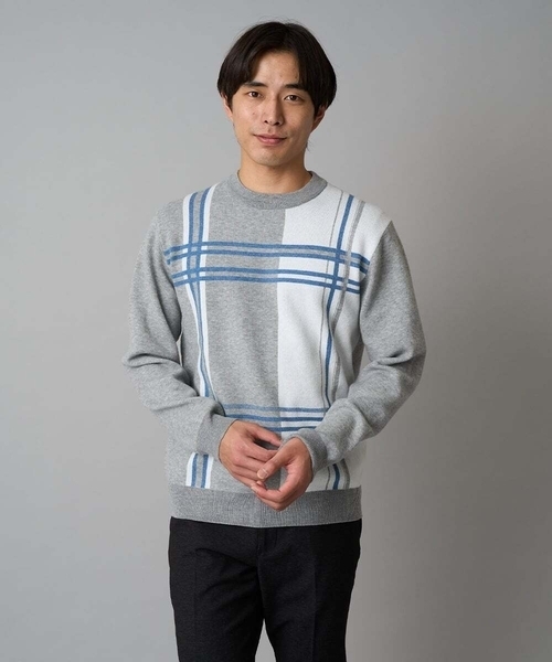 a.v.v(アーヴェヴェ)の「【洗濯機で洗える】チェックジャカードクルーネックニット(ニット/セーター・メンズ・ブラウン/グレー・46/48)」の5枚目の写真