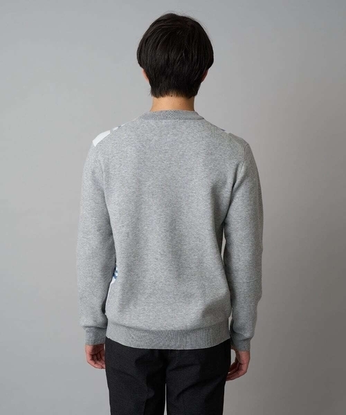 a.v.v(アーヴェヴェ)の「【洗濯機で洗える】チェックジャカードクルーネックニット(ニット/セーター・メンズ・ブラウン/グレー・46/48)」の7枚目の写真