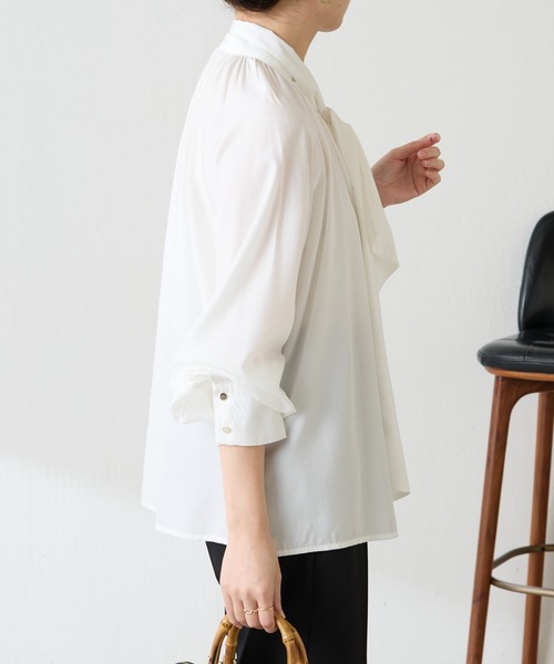COLLAGE GALLARDAGALANTE(コラージュガリャルダガランテ)の「2WAYボウタイシャツ/セレモニー(シャツ/ブラウス・レディース・オフホワイト/サックスブルー・FREE)」の8枚目の写真