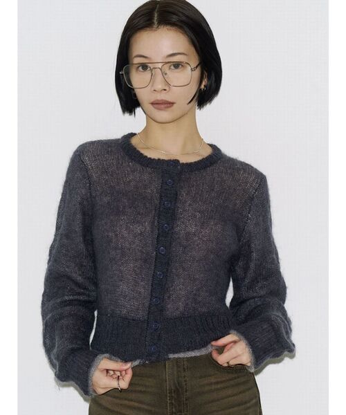 VEQUM(VEQUM)の「【VEQUM】CREW NECK KNIT CARDIGAN(ニット/セーター・レディース・ピンク/ブラウン/ネイビー・FREE)」の8枚目の写真