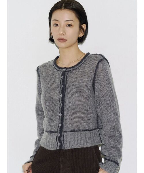 VEQUM(VEQUM)の「【VEQUM】CREW NECK KNIT CARDIGAN(ニット/セーター・レディース・ピンク/ブラウン/ネイビー・FREE)」の5枚目の写真