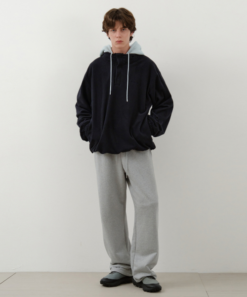 WEDNESDAY OASIS（ウェンズデーオアシス）の「ソフト起毛ワイドストリングスウェットパンツ_MELANGE GRAY(W25-PT30)（スウェットパンツ・メンズ・グレー・FREE）」の4枚目の写真