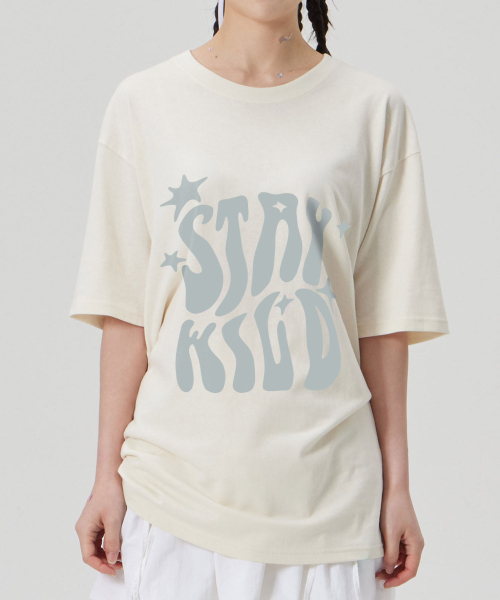 ASTRAL PROJECTION（アストラルプロジェクション）の「[ステイワイルド]コットンルーズフィット半袖Tシャツ_バター ミルク（Tシャツ/カットソー・メンズ・その他・LARGE/MEDIUM/X-LARGE/XX-LARGE）」の3枚目の写真