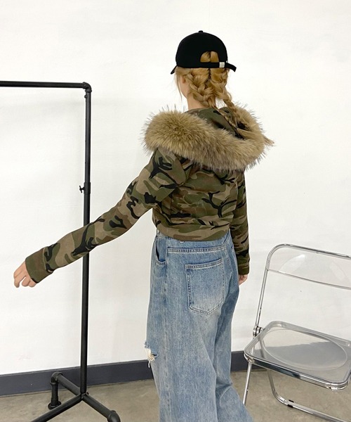 non-hedge(ノンヘッジ)の「迷彩フードファージップパーカー(パーカー・レディース・カーキ/ベージュ・FREE)」の17枚目の写真