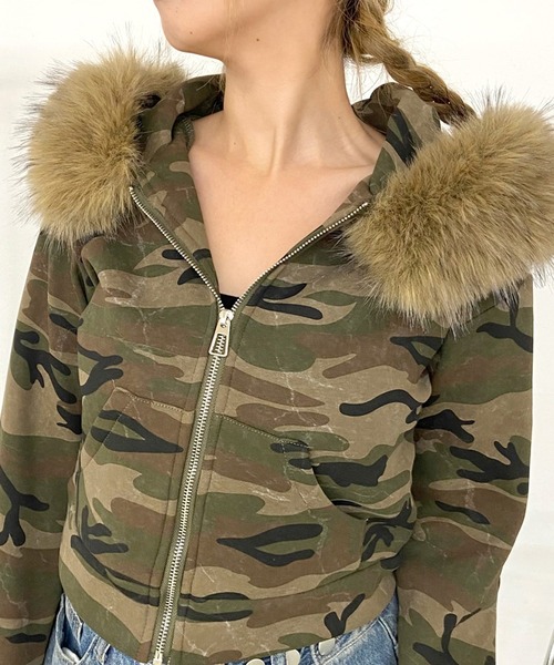 non-hedge(ノンヘッジ)の「迷彩フードファージップパーカー(パーカー・レディース・カーキ/ベージュ・FREE)」の19枚目の写真