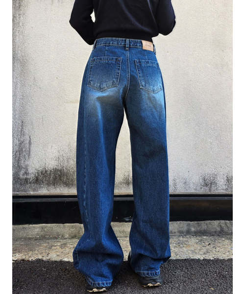 CCOMA(コンマ)の「CMJ06 バルーンカーブダークインディゴジーンズ(デニムパンツ・レディース・その他・MEDIUM/LARGE/SMALL)」の4枚目の写真