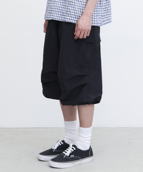 URBANSTOFF(アーバンストッフ)の「ビッグポケットナイロンバミューダパンツ(ブラック)(その他パンツ・レディース・その他・MEDIUM/LARGE)」の1枚目の写真