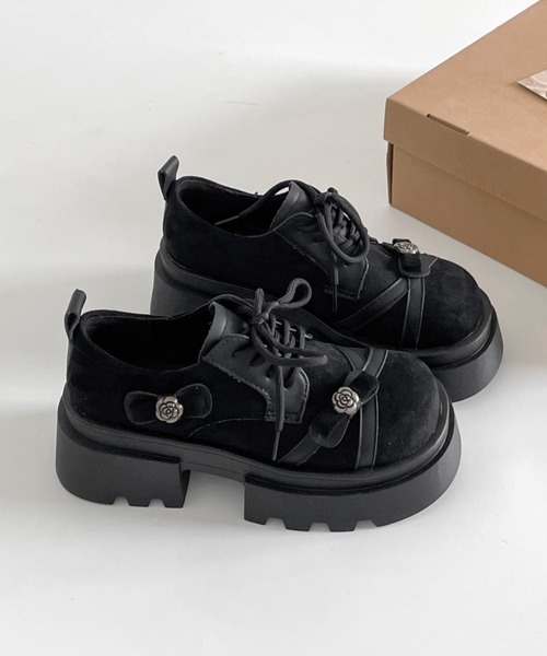 Shoes in Closet(シューズインクローゼット)の「厚底 フラワーポイント レースアップ シューズ 472(ドレスシューズ・レディース・ダークブラウン/ブラック・LL/L/M/S)」の5枚目の写真