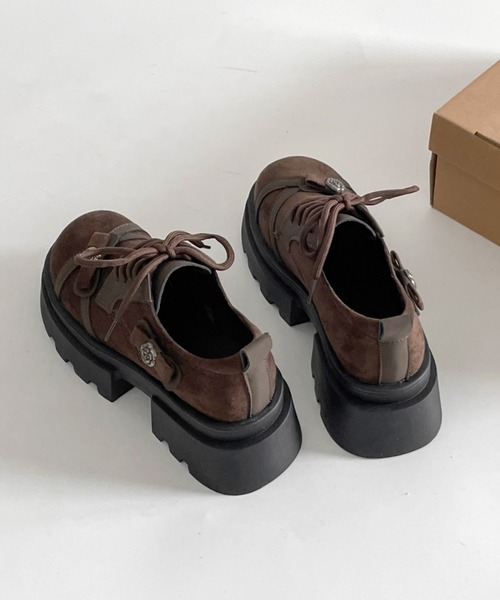 Shoes in Closet(シューズインクローゼット)の「厚底 フラワーポイント レースアップ シューズ 472(ドレスシューズ・レディース・ダークブラウン/ブラック・LL/L/M/S)」の8枚目の写真