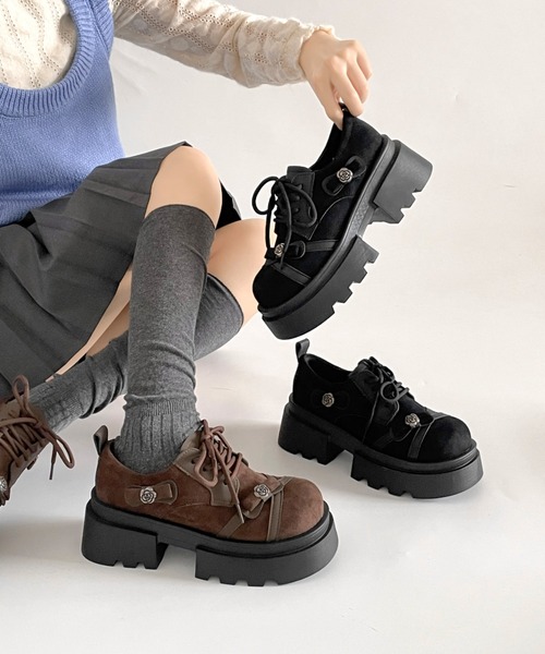 Shoes in Closet(シューズインクローゼット)の「厚底 フラワーポイント レースアップ シューズ 472(ドレスシューズ・レディース・ダークブラウン/ブラック・LL/L/M/S)」の19枚目の写真
