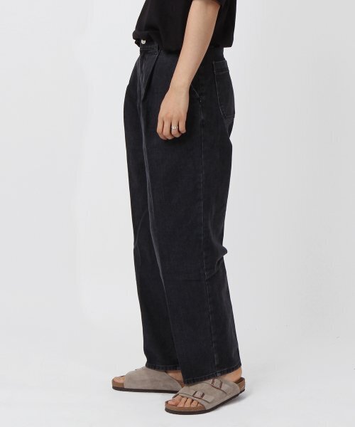 THESTORI(ザ・ストリ)の「ワイドツータックデニムパンツ(黒青)(デニムパンツ・メンズ・その他・1(M)/2(L)/3(XL))」の3枚目の写真