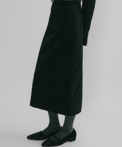 REORG（リオルグ）の「OSON COTTON VELVET MIDI SKIRT BLACK（スカート・レディース・その他・MEDIUM）」の3枚目の写真