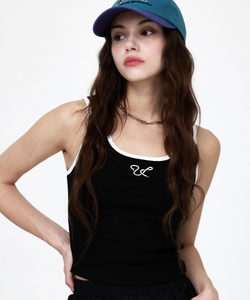 ULUK(ユルク)の「シグニチャークロップリブ配色スリーブレス_Black(Tシャツ/カットソー・レディース・ブラック・FREE)」の3枚目の写真