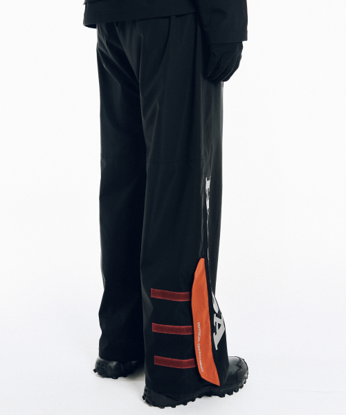 PHYPS MOTORCYCLE(フィップスモーターサイクル)の「City Rider Reflective Pants Red(スウェットパンツ・レディース・その他・LARGE/X-LARGE)」の7枚目の写真