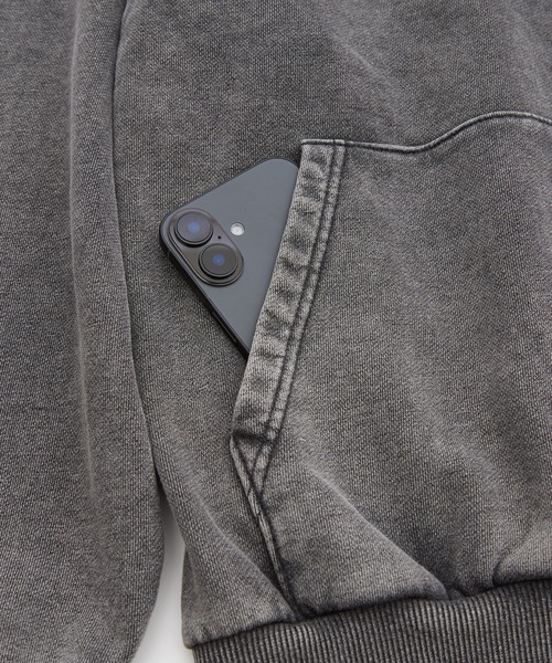 En serio TOKYO(エンソリオトーキョー)の「【SIDEWAYSTANCE】ケミカル裏毛プルパーカー(パーカー・メンズ・ブラック・SMALL/MEDIUM/X-LARGE)」の13枚目の写真