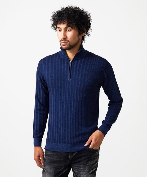 MICHEL KLEIN HOMME (ミッシェルクランオム)の「ガーメントダイリブ ハーフジップニット(ニット/セーター・メンズ・パープル/ネイビー/ダークグレー・MEDIUM/LARGE/X-LARGE)」の1枚目の写真