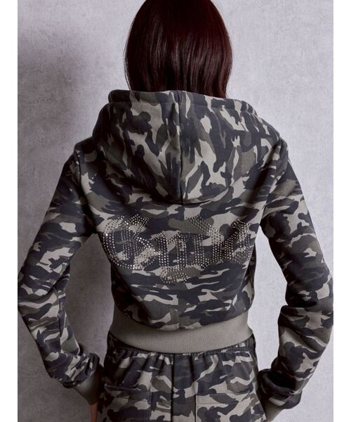 GYDA（ジェイダ）の「NEW GYDA Shortラメパーカー（パーカー・レディース・その他1/オフホワイト/グレー/ブラック・FREE）」の4枚目の写真