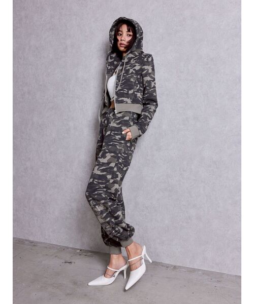 GYDA（ジェイダ）の「NEW GYDA Shortラメパーカー（パーカー・レディース・その他1/オフホワイト/グレー/ブラック・FREE）」の18枚目の写真