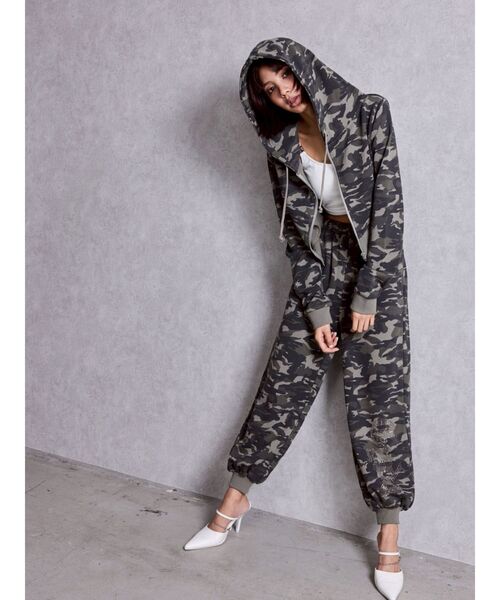 GYDA（ジェイダ）の「NEW GYDA Shortラメパーカー（パーカー・レディース・その他1/オフホワイト/グレー/ブラック・FREE）」の19枚目の写真