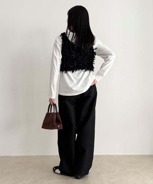 fredy emue（フレディエミュ）の「リボンテープビスチェ（ベスト・レディース・オフホワイト/ブラック・38）」の16枚目の写真