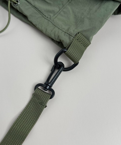 folka(フォルカ)の「12D60-NK ドローストリング ミニ巾着 ショルダーバッグ(ショルダーバッグ・レディース・ベージュ/オリーブ/ブラック・ONESIZE)」の13枚目の写真