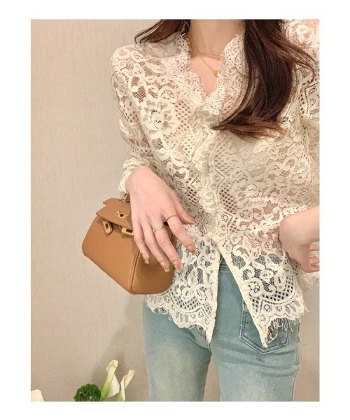 Ritzy(リッツィー)の「フレンチ風レースブラウス カーディガン(カーディガン/ボレロ・レディース・ベージュ・M/L/S)」の4枚目の写真