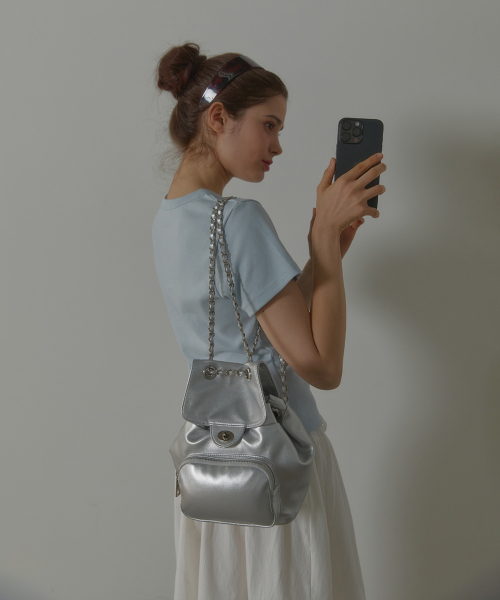 ANOETIC(アノエティック)の「ANC CLASSIC OUTPOCKET BACKPACK_SILVER(バックパック/リュック・レディース・シルバー・FREE)」の1枚目の写真