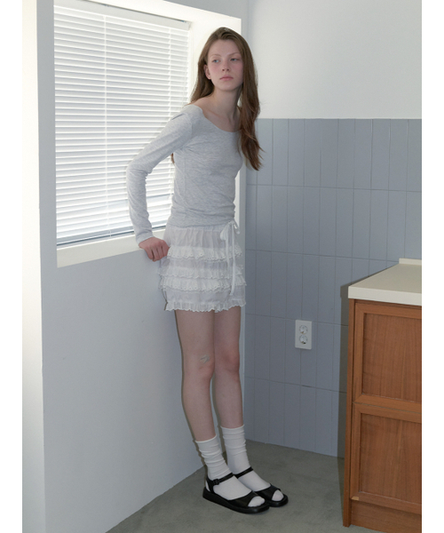 KINDABABY(カインダベイビー)の「lacy plum shorts(その他パンツ・レディース・ホワイト・FREE)」の2枚目の写真
