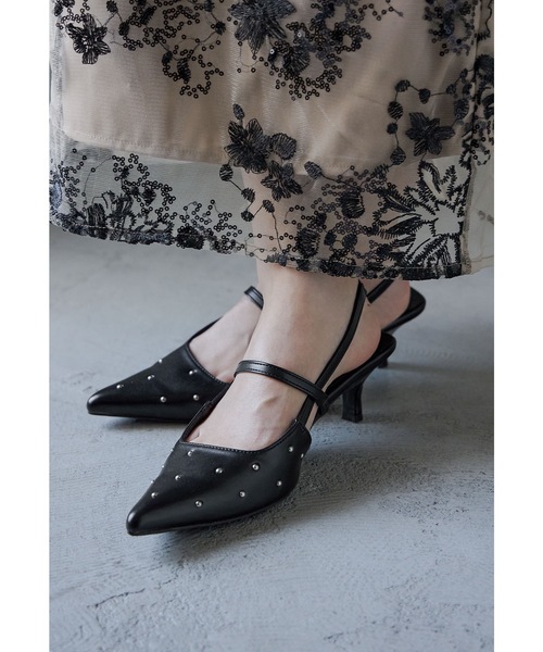 niana（ニアナ）の「スタッズスリングバックオールウェイズシューズ