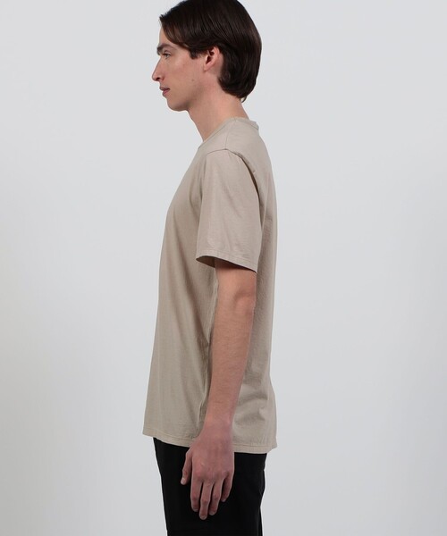 JAMES PERSE(ジェームスパース)の「リュクスジャージー クルーネックTシャツ MELJ3199(Tシャツ/カットソー・メンズ・ライトベージュ/カーキ・4/2/0)」の11枚目の写真