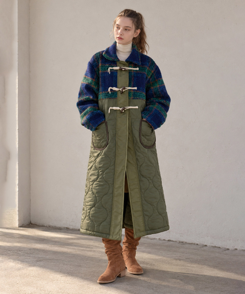 VASCARA(バスカラ)の「Check Mixed Quilting Long Duffel Coat(チェスターコート・レディース・カーキ・FREE)」の2枚目の写真