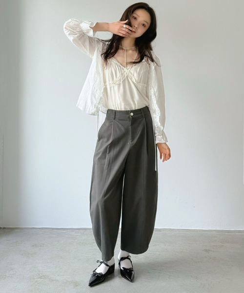 Jewelobe（ジュエローブ）の「カーブシルエットクロップドパンツ（その他パンツ・レディース・チャコールグレー/ライトグレー/ネイビー・M/S）」の18枚目の写真