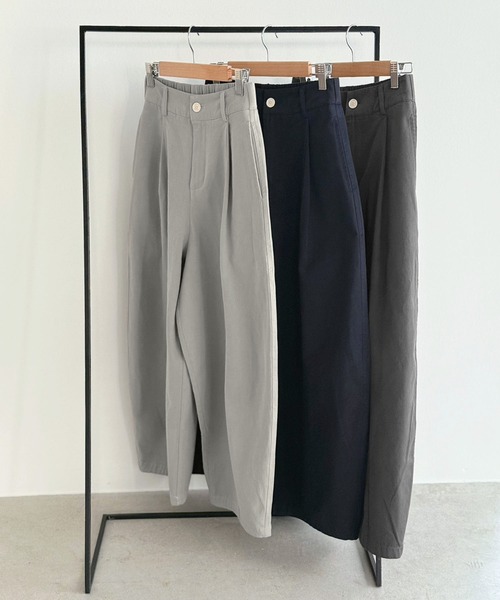 Jewelobe（ジュエローブ）の「カーブシルエットクロップドパンツ（その他パンツ・レディース・チャコールグレー/ライトグレー/ネイビー・M/S）」の8枚目の写真