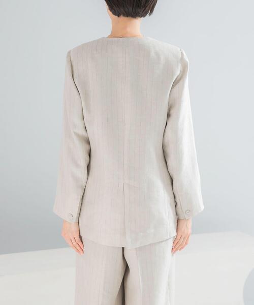 URBAN RESEARCH ROSSO WOMEN（アーバンリサーチ　ロッソ）の「ラメリネンストライプノーカラージャケット（ノーカラージャケット・レディース・チャコールグレー/ベージュ・38/36）」の16枚目の写真