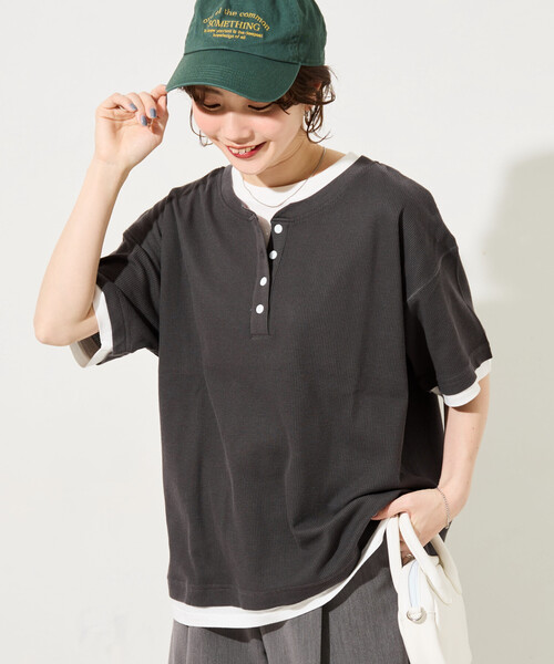 限定展開 ライト ワッフル ヘンリーネック レイヤード 半袖 Tシャツ（T
