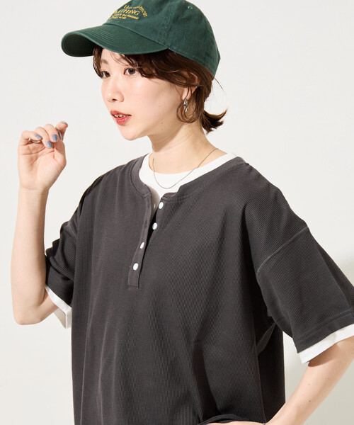 FREAK'S STORE(フリークスストア)の「限定展開 ライト ワッフル ヘンリーネック レイヤード 半袖 Tシャツ(Tシャツ/カットソー・レディース・ナチュラル/ネイビー/スミクロ/グリーン/ピンク/ライトグレー・フリ-)」の19枚目の写真
