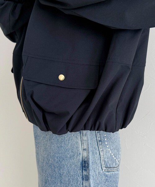 fredy emue（フレディエミュ）の「2WAYノーカラー撥水サーブルクロスブルゾン（ブルゾン・レディース・ネイビー/ベージュ・38）」の17枚目の写真