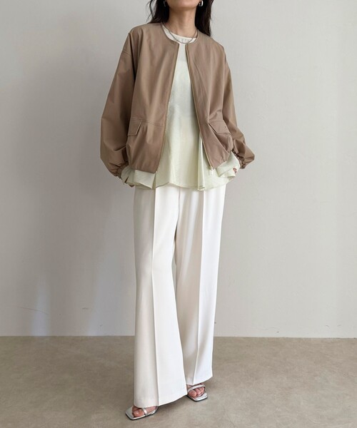 fredy emue（フレディエミュ）の「2WAYノーカラー撥水サーブルクロスブルゾン（ブルゾン・レディース・ネイビー/ベージュ・38）」の19枚目の写真