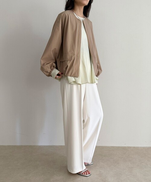 fredy emue（フレディエミュ）の「2WAYノーカラー撥水サーブルクロスブルゾン（ブルゾン・レディース・ネイビー/ベージュ・38）」の20枚目の写真