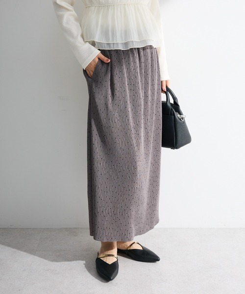 Green　Parks（グリーンパークス）の「楊柳プリーツスカート（スカート・レディース・ブラック/ホワイト系その他2/グレー・FREE）」の3枚目の写真