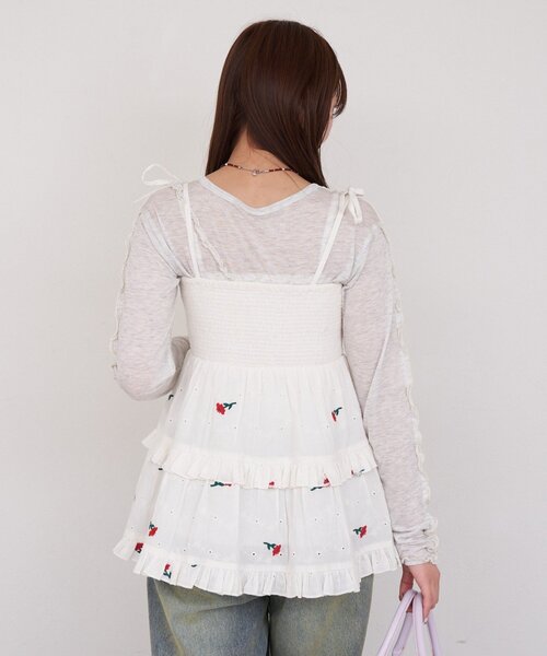 CIAOPANIC(チャオパニック)の「【She desires...】2WAYシャーリングティアード刺繍ビスチェ(チュニック・レディース・ホワイト・ONE SIZE)」の5枚目の写真